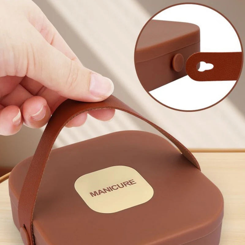 🔥 Kompaktan Set za Nokte! ✂️ 7 Komada Prenošenji – Za Idealne Nokte Bilo gdje! 💅